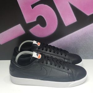 Nike Blazer Low LE Black Leather